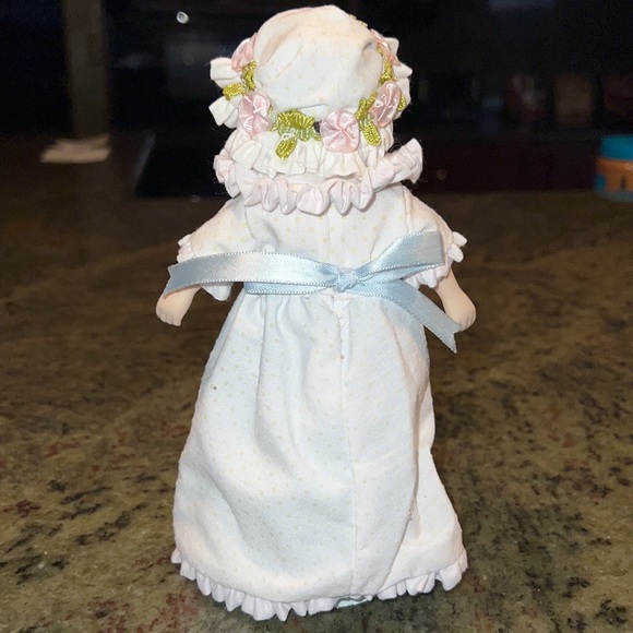 Avon 1983 Porcelain Collectible Doll Blue Dress Victorian Style On Stand - Picture 2 of 13